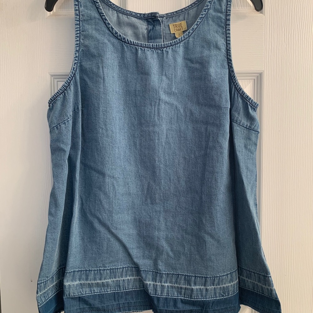 True Craft tank top